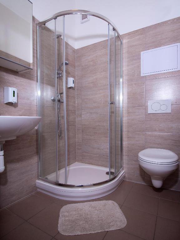 Aviator Garni 3* Pressburg